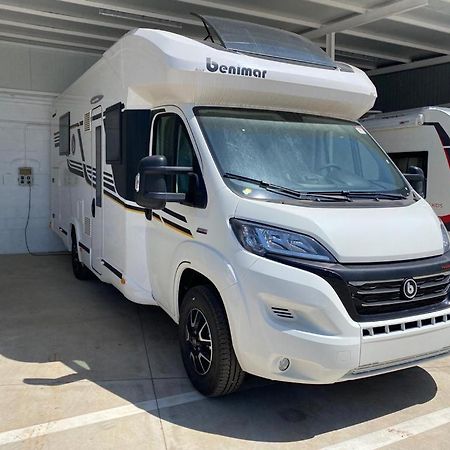 Magnifica Autocaravana Adria Matrix Axess 670Sl Granada Exteriör bild